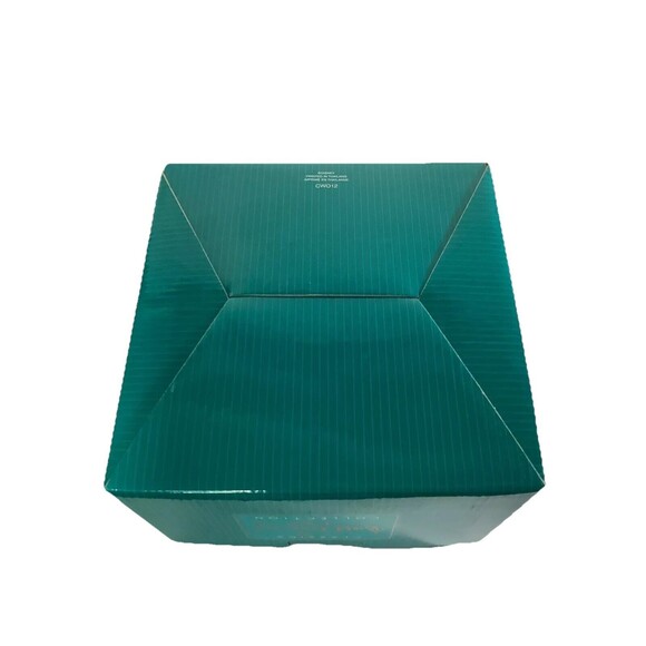 Disney Classics-Minnie Mouse, Minnie's Debut COA #1229500 - Picture 8 of 9